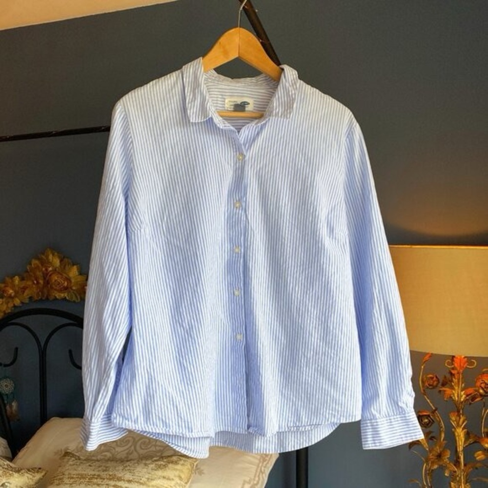 Light Blue and White Pinstriped Collared Button Down Shirt